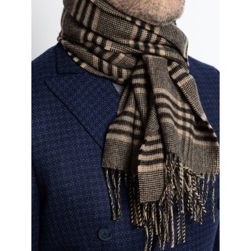 Fular din lana bej cu franjuri