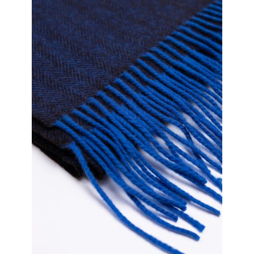 Fular din lana albastru cu franjuri