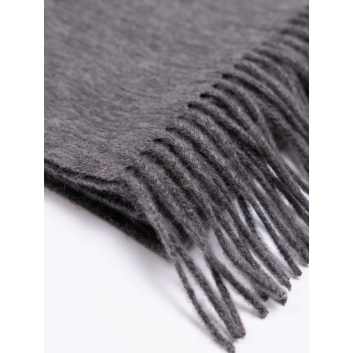 Fular din lana gri cu franjuri