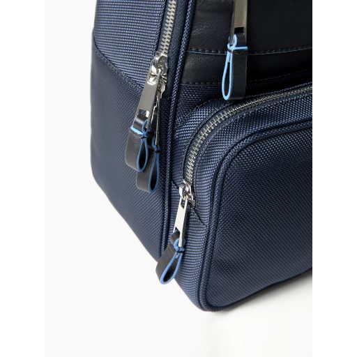 Rucsac bleumarin din nylon